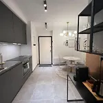 New World Apartment Downtown
